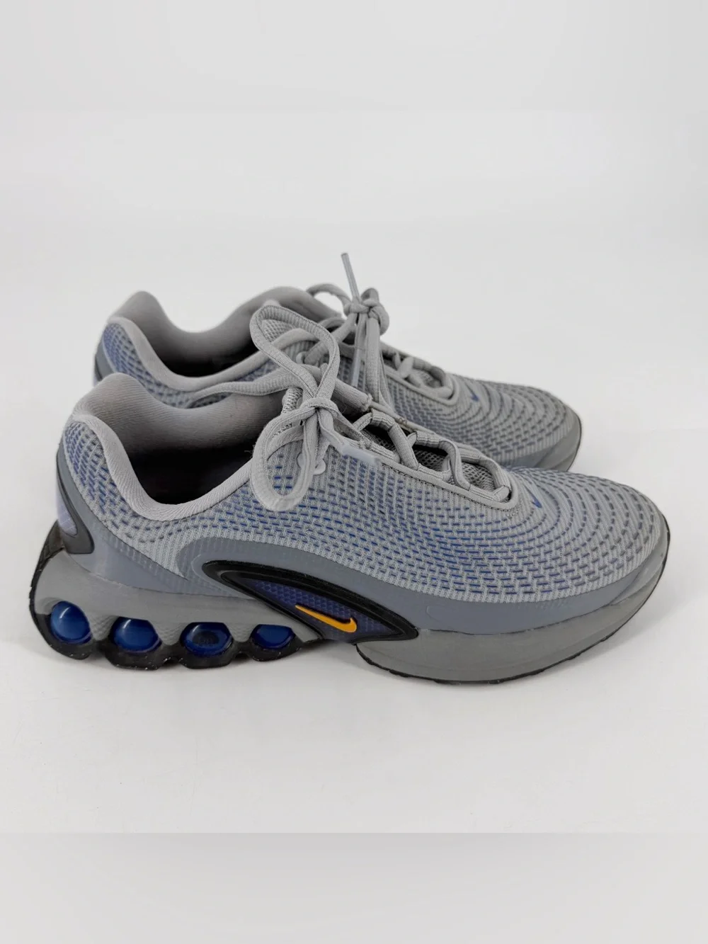 Kids Nike Air Max DN Wolf Grey Hyper Royal Sneakers Size 4.5